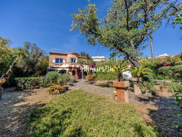 Vente Maison 5 pièces 153.52 m2 Frejus