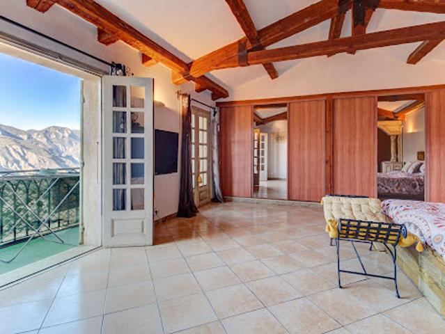 Vente Maison 5 pièces 164 m2 Rimplas