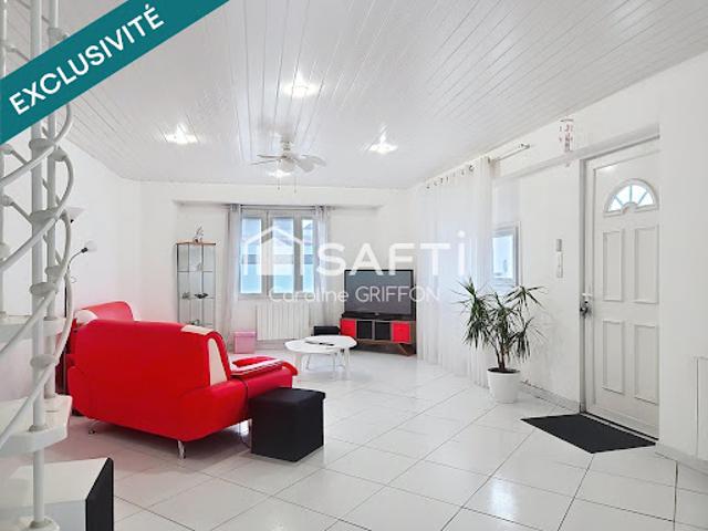 Vente Maison 5 pièces 164 m2 Le Longeron