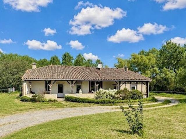 Vente Maison 5 pièces 165 m2 Castelmoron sur Lot