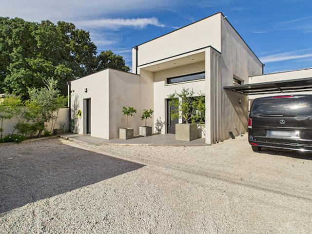 Vente Maison 5 pièces 165 m2 Villeneuve les avignon