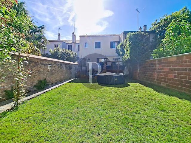 Vente Maison 5 pièces 167.07 m2 Alfortville