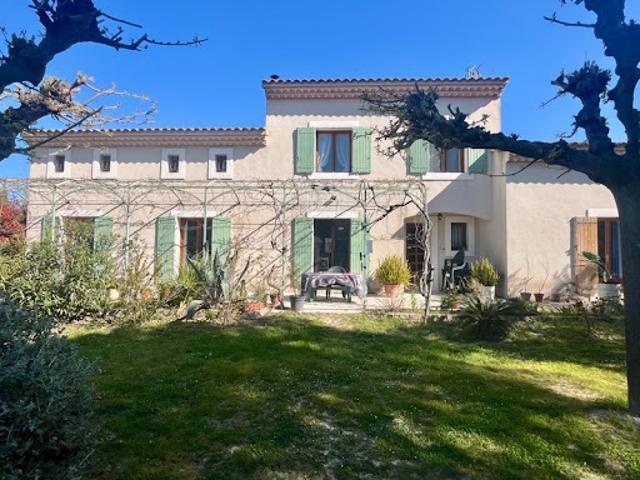 Vente Maison 5 pièces 130 m2 Saint Rémy de Provence