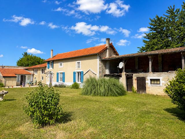 Vente Maison 5 pièces 160 m2 Besse