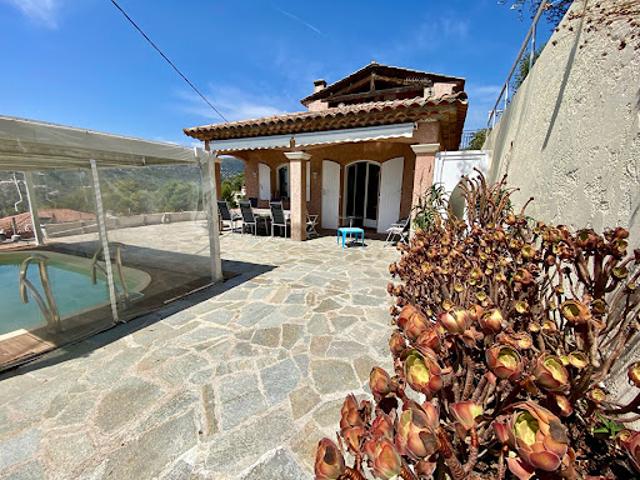 Vente Maison 5 pièces 162.6 m2 Saint andre de la roche