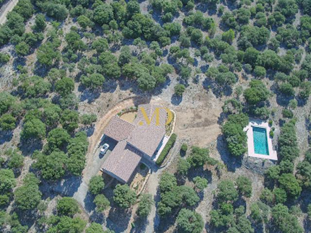 Vente Maison 5 pièces 160 m2 Saint Saturnin lès Apt