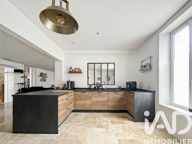 Vente Maison 5 pièces 160 m2 Tousson