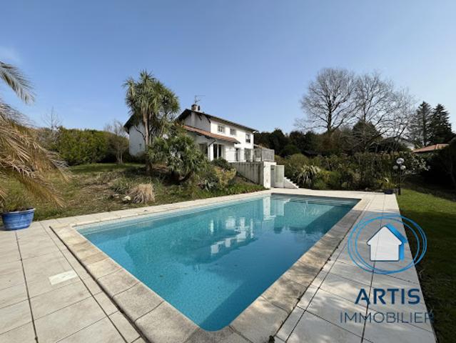 Vente Maison 5 pièces 161 m2 Arcangues