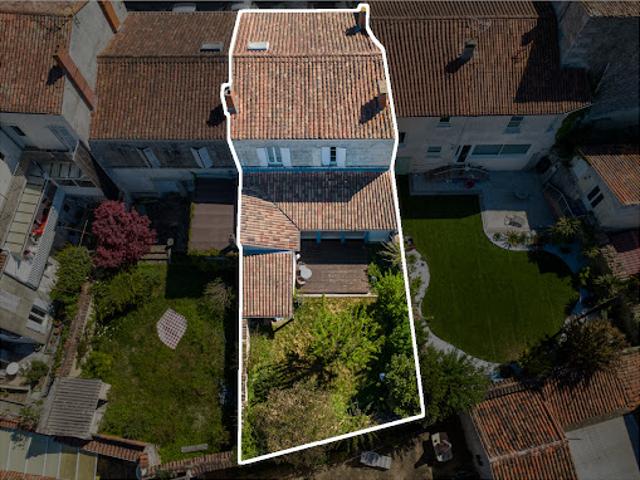 Vente Maison 5 pièces 162 m2 Saintes