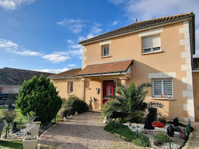 Vente Maison 5 pièces 174 m2 Noyant de Touraine