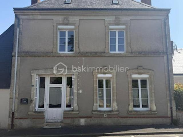 Vente Maison 6 pièces 176 m2 Epeigné sur Dême