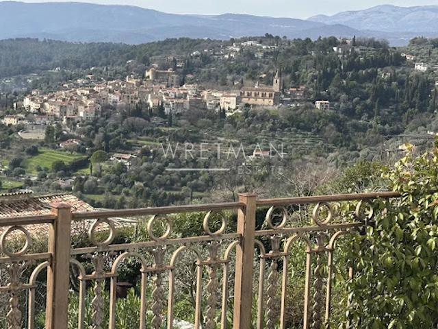 Vente Maison 5 pièces 175 m2 Montauroux