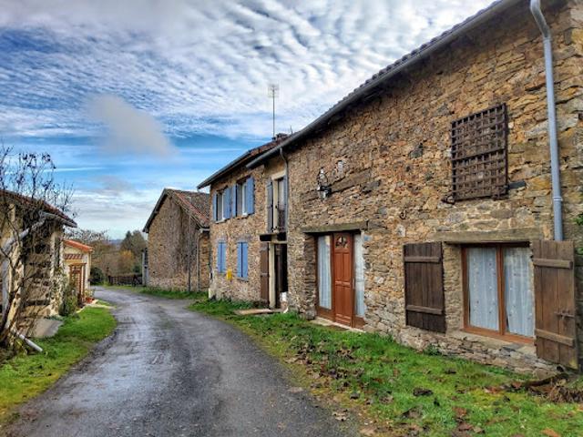 Vente Maison 5 pièces 175 m2 Champagnac la Rivière
