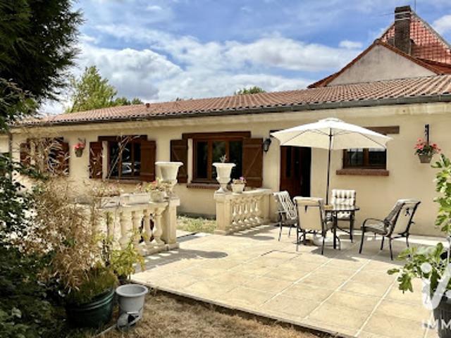 Vente Maison 5 pièces 175 m2 Conty