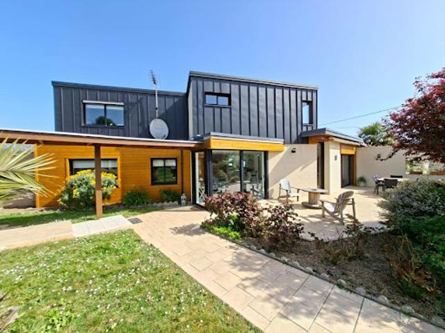 Vente Maison 5 pièces 175 m2 Locquirec