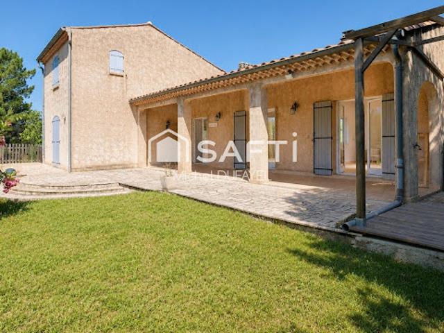 Vente Maison 5 pièces 176 m2 Bagnols en Forêt