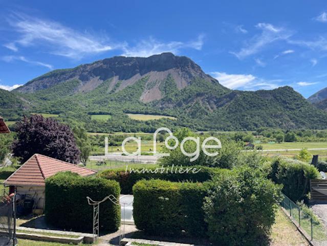 Vente Maison 5 pièces 176.6 m2 Espinasses