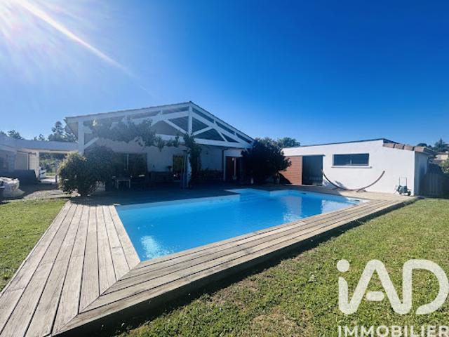 Vente Maison 5 pièces 177 m2 Beaupuy