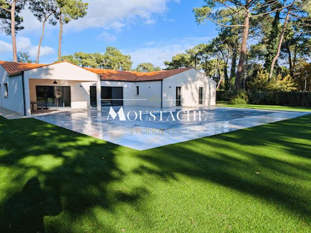 Vente Maison 5 pièces 177 m2 Les Mathes