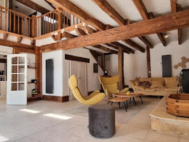Vente Maison 5 pièces 177 m2 Saint Mary