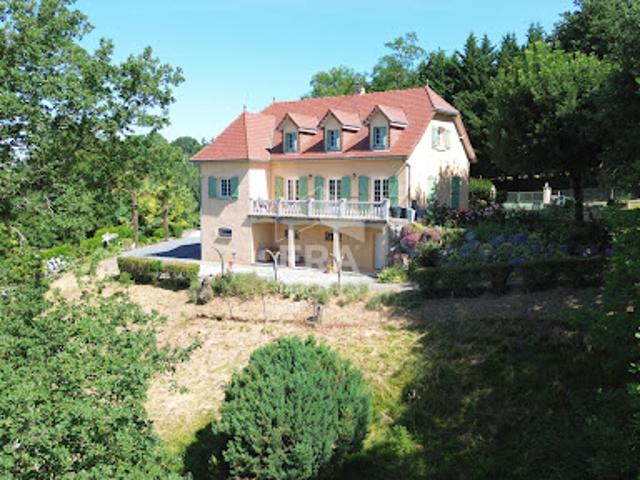 Vente Maison 5 pièces 177.88 m2 Monfaucon