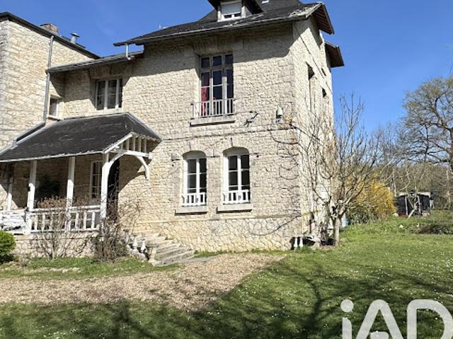 Vente Maison 5 pièces 178 m2 Poligny