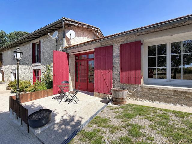 Vente Maison 5 pièces 179 m2 Bellevigne