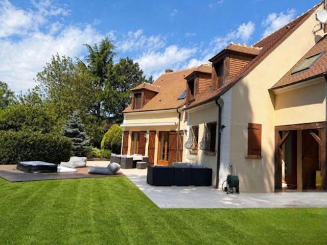 Vente Maison 5 pièces 179 m2 Frépillon