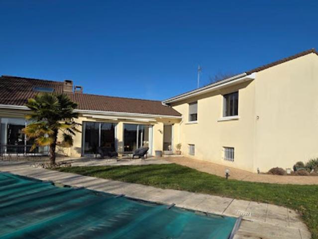 Vente Maison 5 pièces 179 m2 Gourdon