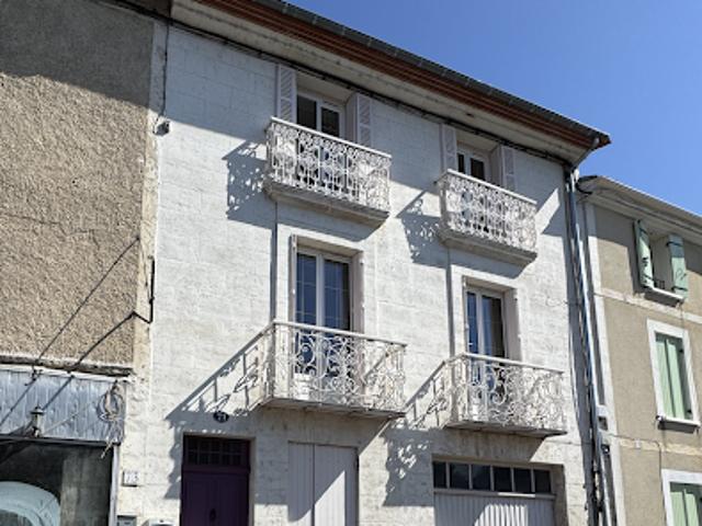 Vente Maison 5 pièces 170 m2 Riberac