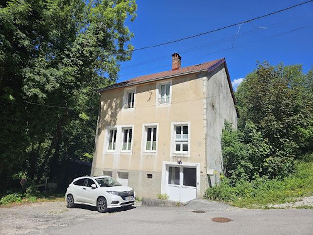 Vente Maison 5 pièces 170 m2 Saint claude