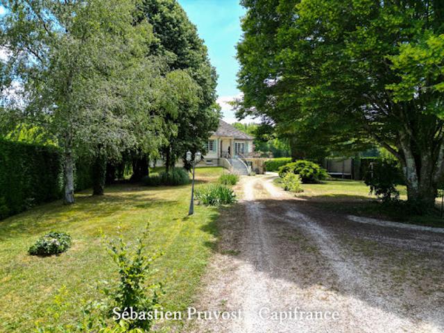 Vente Maison 5 pièces 170 m2 Saint Front la Rivière
