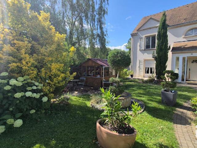 Vente Maison 5 pièces 170 m2 Thorigny sur Marne