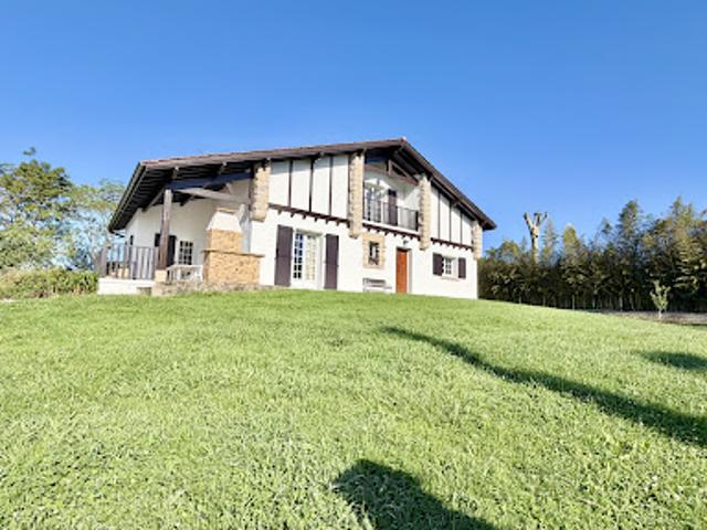 Vente Maison 5 pièces 170 m2 Urrugne