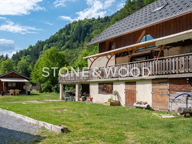 Vente Maison 5 pièces 171 m2 Dingy Saint Clair