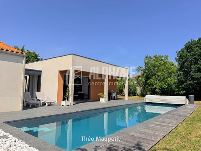Vente Maison 5 pièces 171 m2 Les Sables d'Olonne