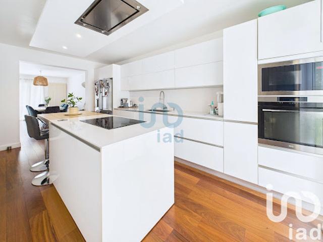 Vente Maison 5 pièces 172 m2 Sainte genevieve des bois