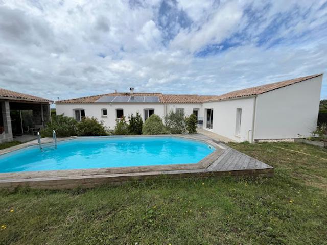 Vente Maison 5 pièces 145 m2 Etaules