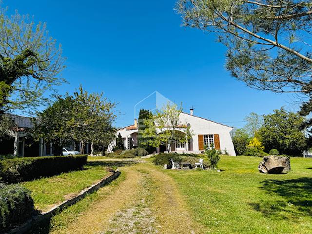 Vente Maison 5 pièces 184 m2 Madiran