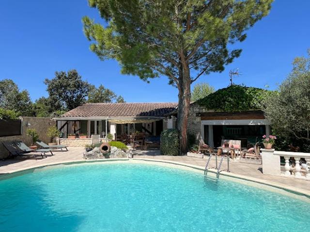 Vente Maison 5 pièces 185 m2 Caumont sur Durance