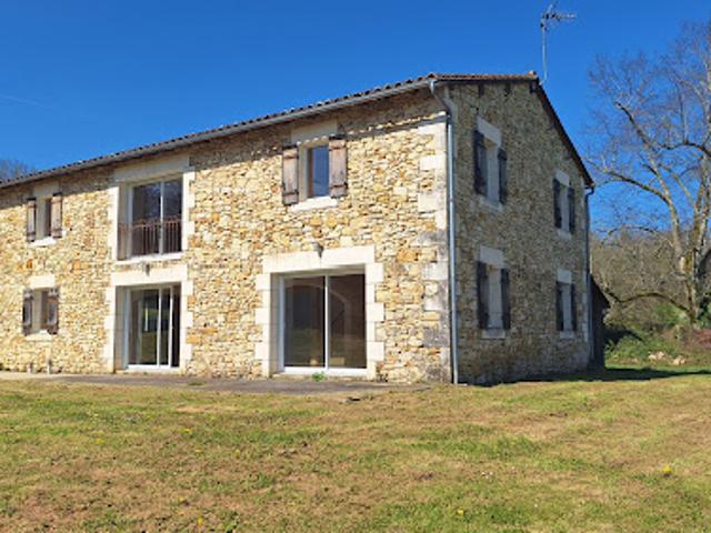 Vente Maison 5 pièces 185 m2 Saint Front la Rivière