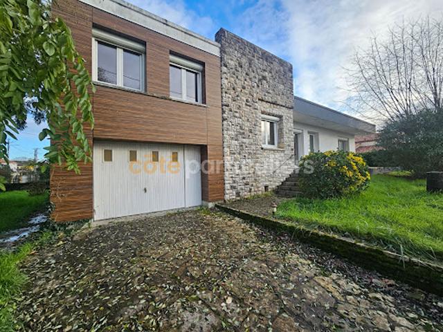 Vente Maison 5 pièces 185 m2 Villeneuve sur Lot