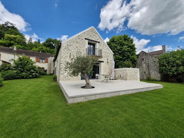 Vente Maison 5 pièces 186.87 m2 Saclas
