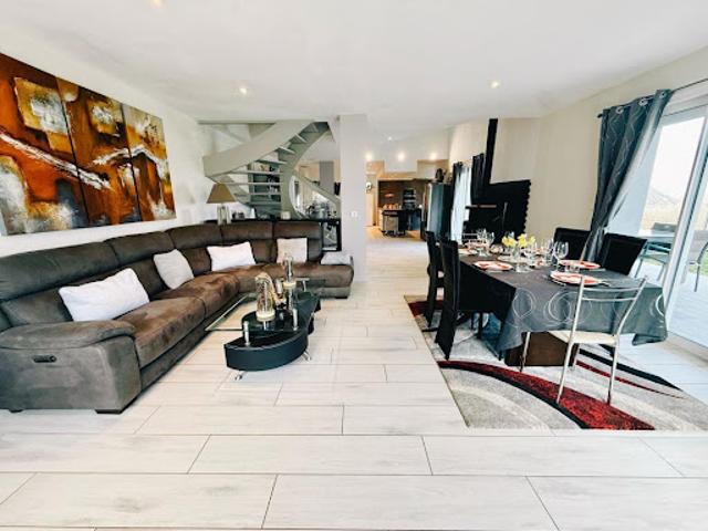 Vente Maison 5 pièces 172 m2 Chanaz