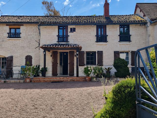 Vente Maison 5 pièces 180 m2 La Tour Saint Gelin