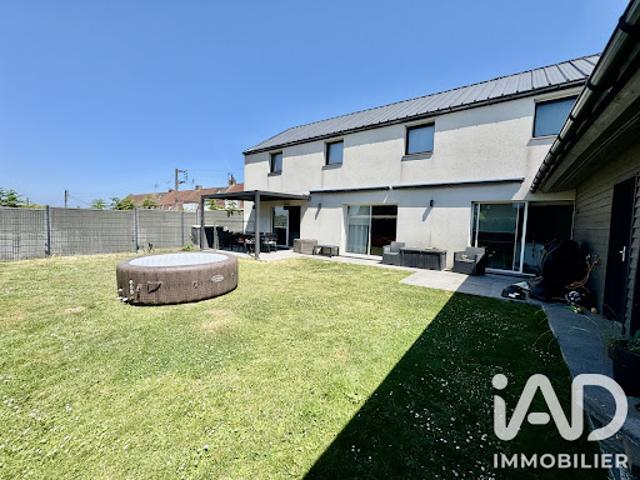 Vente Maison 5 pièces 180 m2 Wattrelos