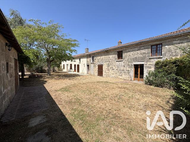 Vente Maison 5 pièces 181 m2 Doué en Anjou