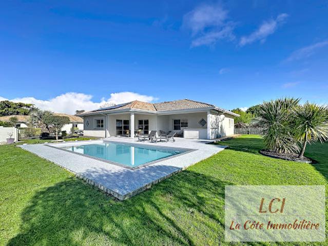 Vente Maison 5 pièces 182 m2 Biganos