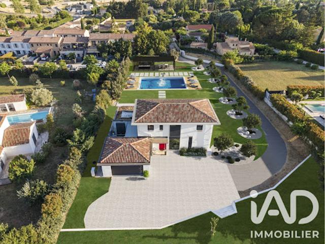 Vente Maison 5 pièces 194 m2 Meyreuil