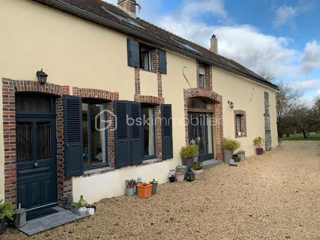 Vente Maison 5 pièces 195 m2 Fleury la Vallée